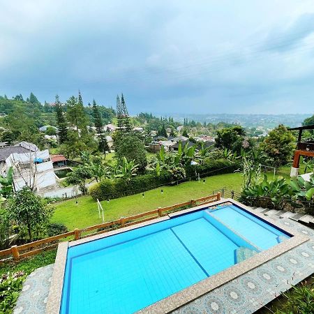 Villa Hanna 1 Cisarua Bagian luar foto